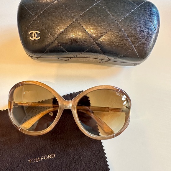 Tom Ford TF124 Light Brown Sunglasses - Picture 5 of 5